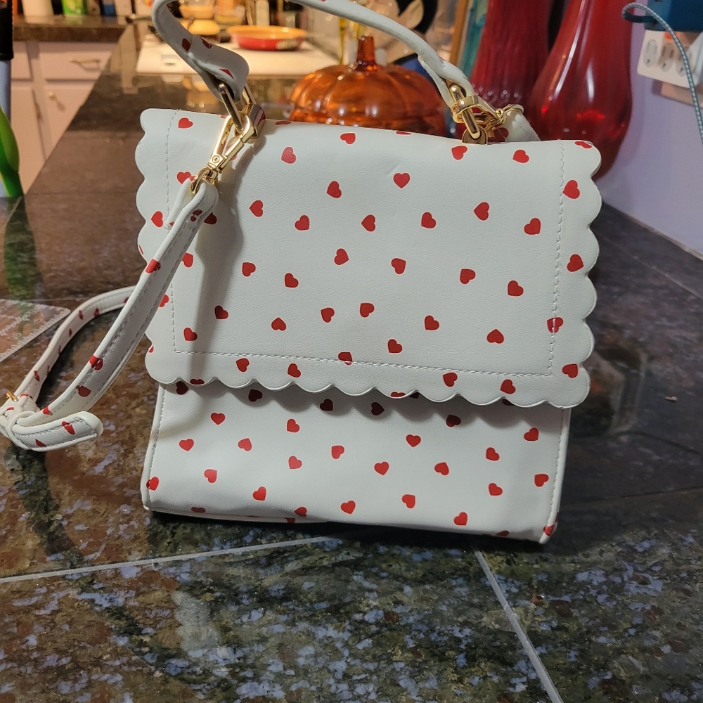 Adorable heart print bag